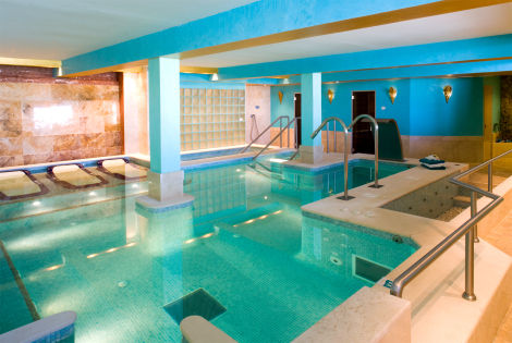 Piscine au Spa - GUADALMINA SPA ET GOLF RESORT