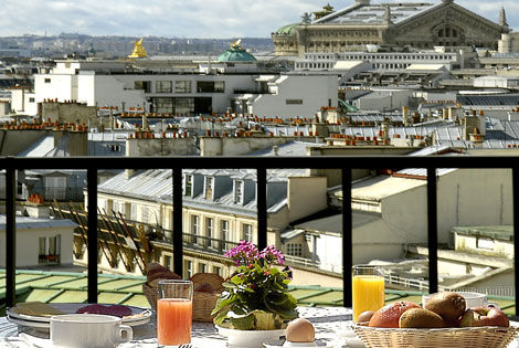 Terrasse - LES TROIS POUSSINS