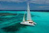 Martinique - Fort De France, 9 JOURS / 7 NUITS - Croisière à la Voile aux Grenadines 5 Dauphins - en formule pension complète, boissons locales incluses .